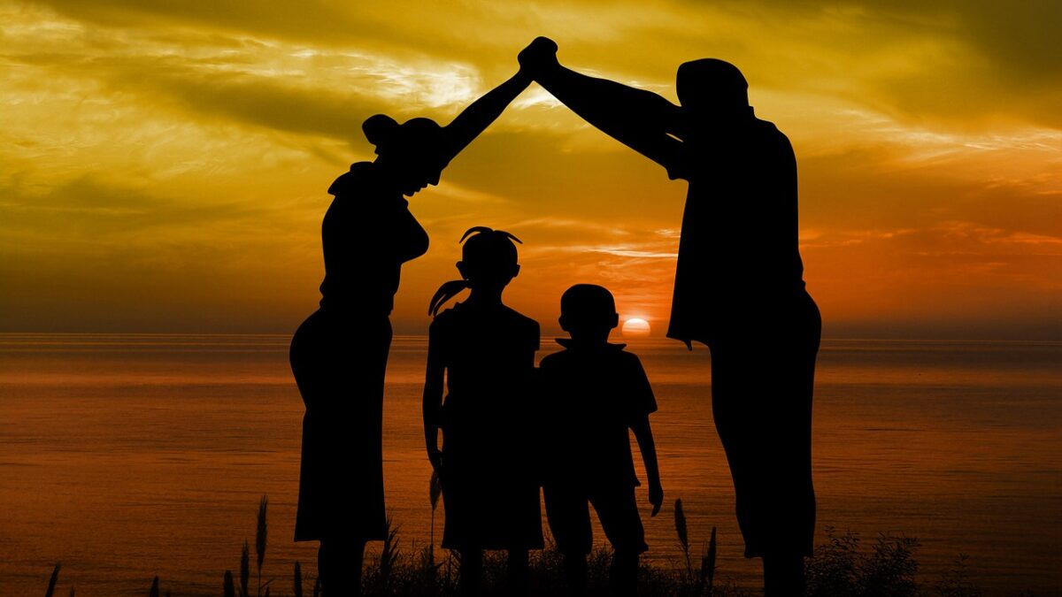 family 1466262 1280