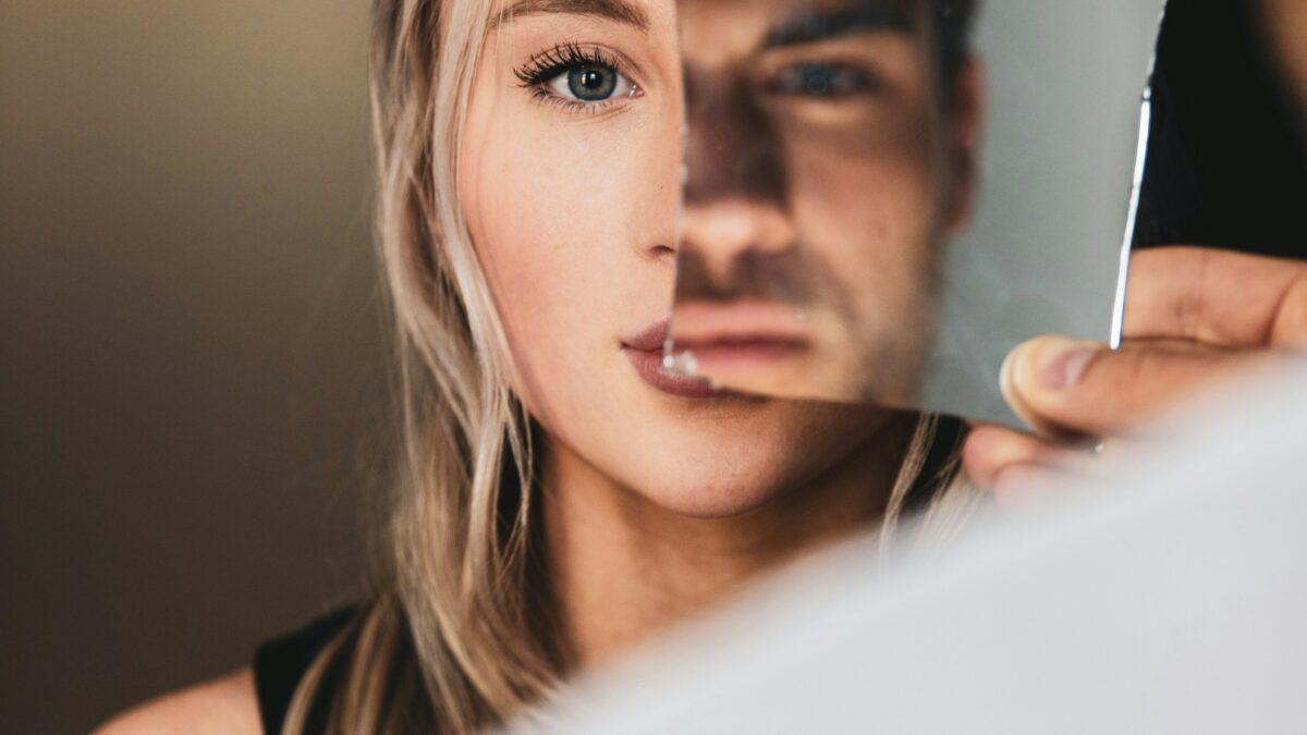 logan weaver lgnwvr dBYESHmuxm4 unsplash